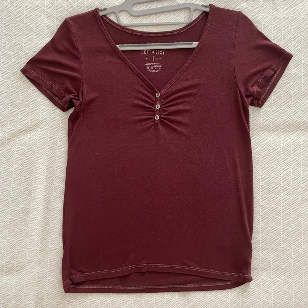 AEO Soft and Sexy Tee Maroon Short Sleeve Cinched XS
